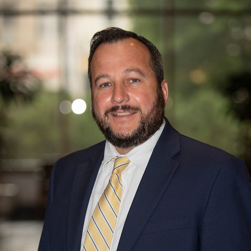 Headshot of Chris Lambeth