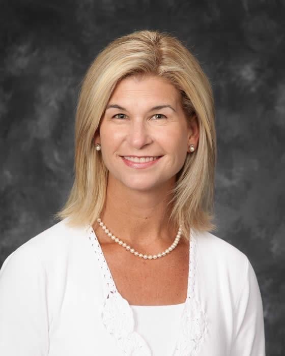 Headshot of Carolyn Adam